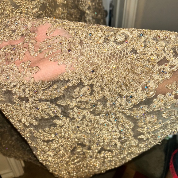 Evening gown - Picture 3 of 5